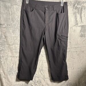Cargo pants Eddie Bauer women’s  light black‎ cropped Pants Relaxed  size 10